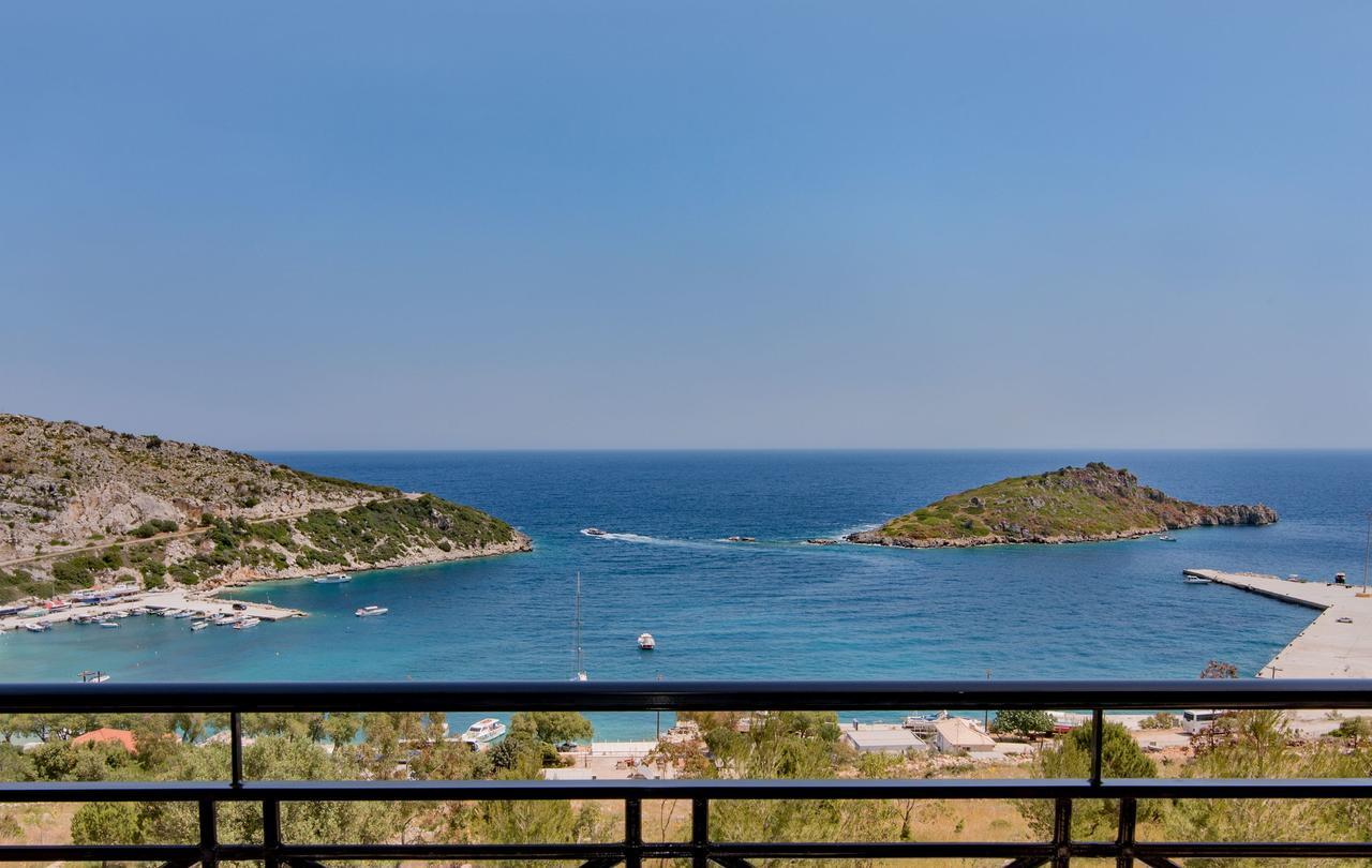 Coastal Paradise Found - Komis' Private Pool Retreat 圣尼古拉奥斯 外观 照片